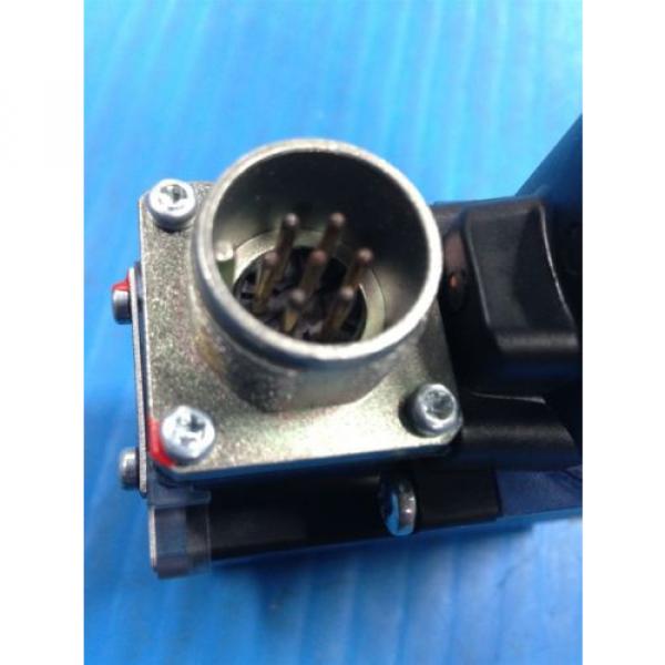 REXROTH India Canada 4WRAEB6EA30-22/G24N9K31/A1V PROPORTIONAL HYDRAULIC VALVE NEW NO BOX (U4 #5 image