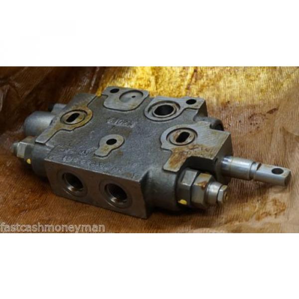 OSHKOSH India Canada MILITARY TRUCK HYDRAULIC VALVE 16-02-552-248 2CX109 4810-01-226-2224 #5 image